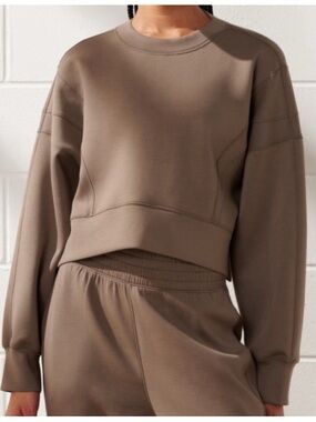 Abercrombie & Fitch YPB neoKnit Mini Crewneck